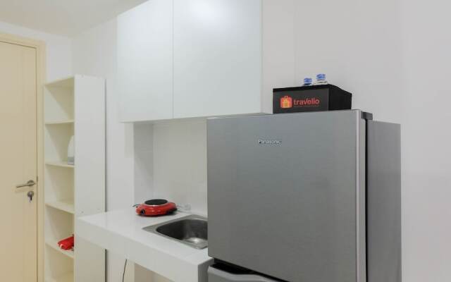 Cozy Studio Apartment at M-Town Residence near Summarecon Mall