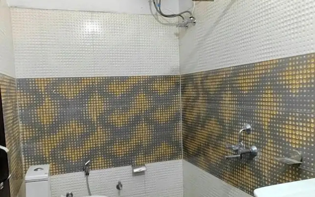 The Yamuna Deck Resort and Cafe