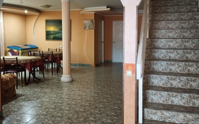 Oskar Guest House