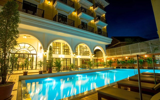 Angkor Zhe Jiang Hotel