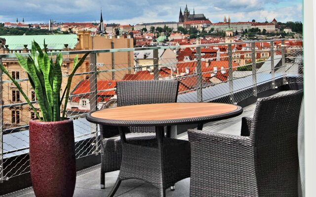 Wenceslas Square Terraces