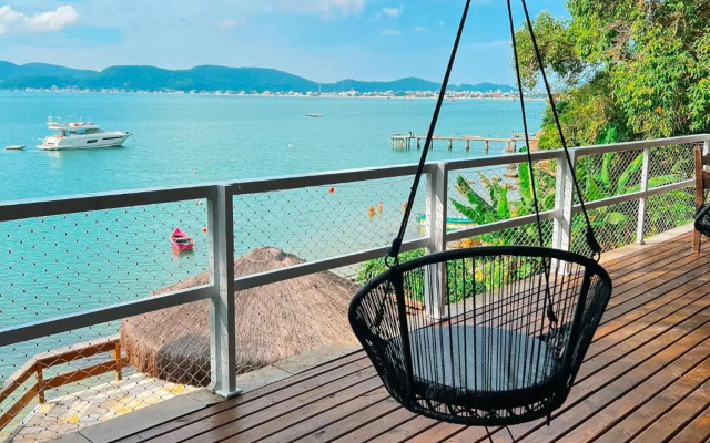 Linda casa pé na areia para até 16 pessoas