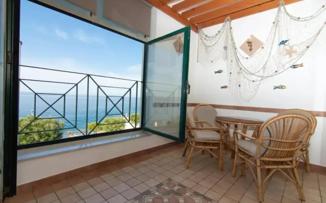 Sunny Beach Apartment