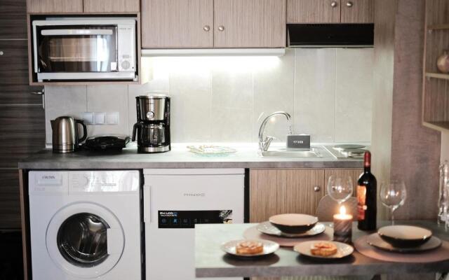 Sunny Suites & Studio