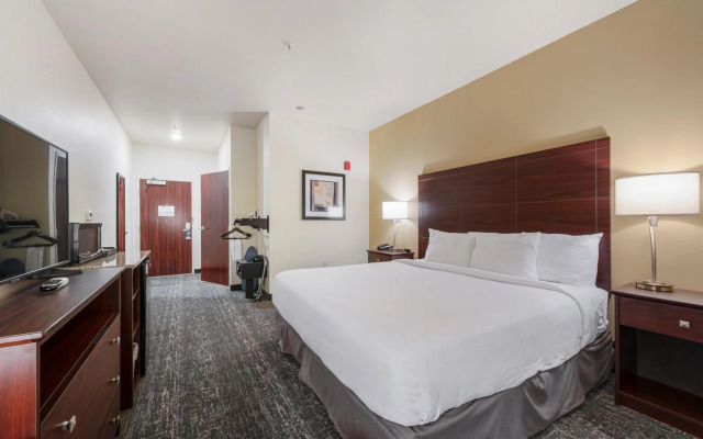 Cobblestone Hotel & Suites - Urbana
