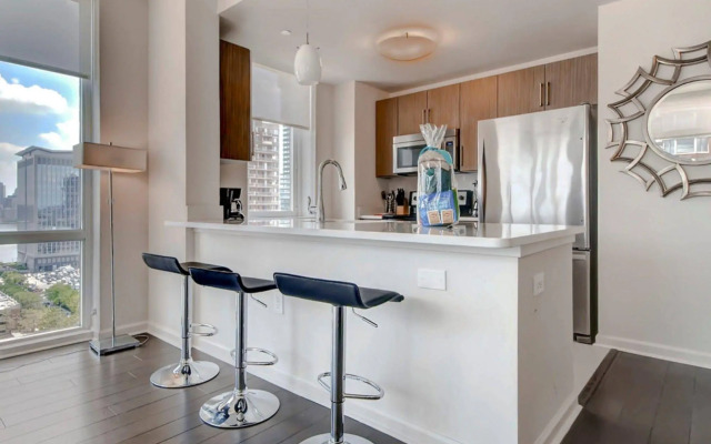Global Luxury Suites at Newport