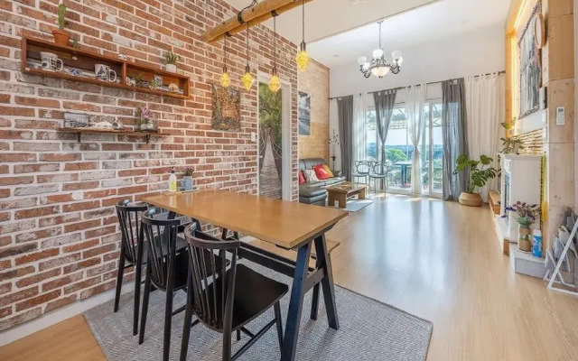 Jeju Jongdalrifeel House