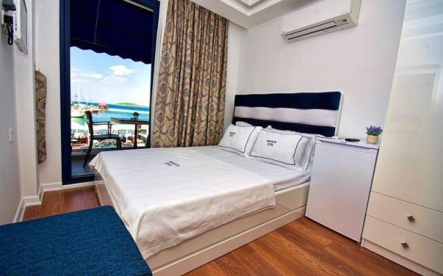 Urla Marln Otel