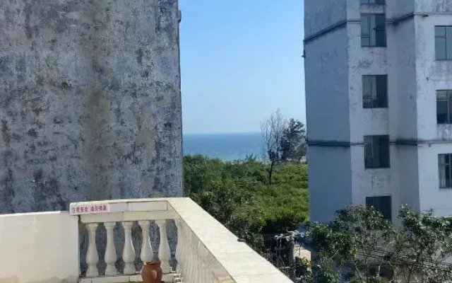 Weizhou Island Moro Courtyard (Colorful Beach Branch)