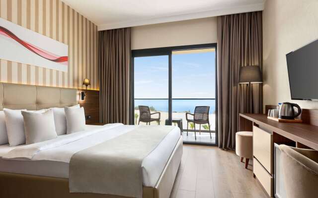 Ramada By Wyndham Cesme
