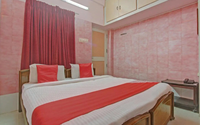 OYO 23672 Annai Residency