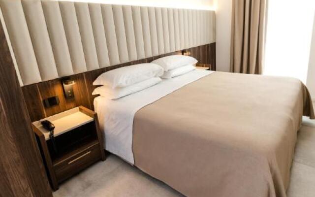 Hotel Falli
