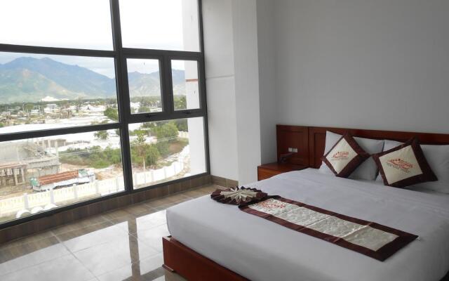 White Sand Cam Ranh Hotel