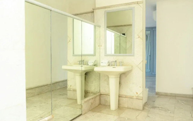 Villa Majum Ocean View Acapulco 5 BDR