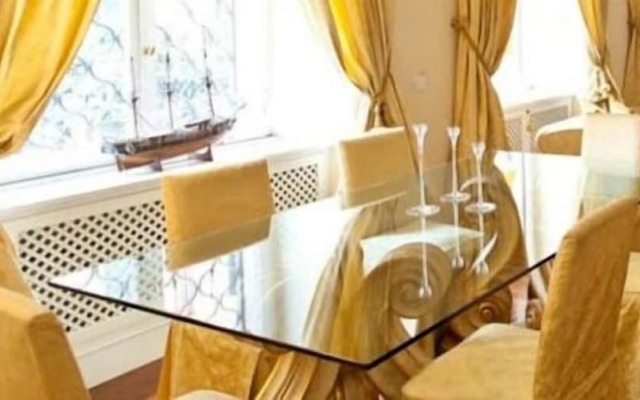 Holiday House Belle Arti