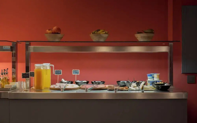 Hotel LIVVO La Escarlata