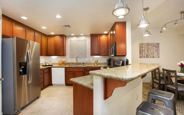 Scenic 4br/3.5ba in PB by Domio
