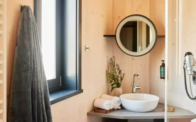 Charming 1-bedroom Cottage