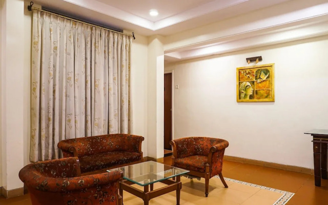 Premium Stays Near Fergusson College