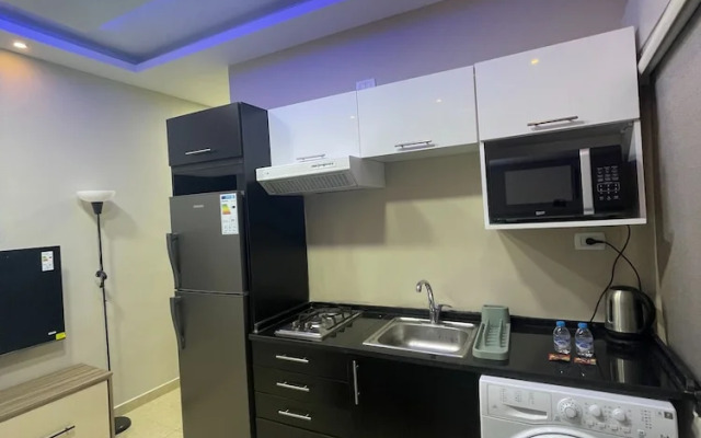 Charming Amman Apartent With City Views