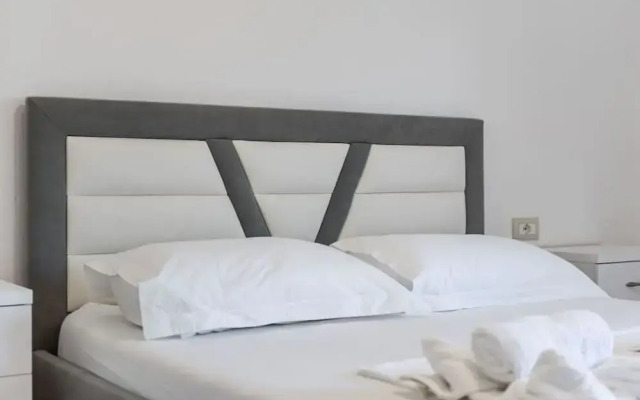 Hometown Apartment 2