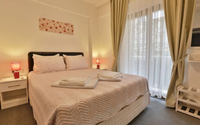 Hi̇mm Hotel