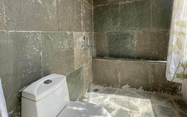 GLASS HOUSE with private pool in Lonavla