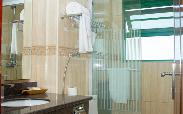 Highlands Suites Hotel