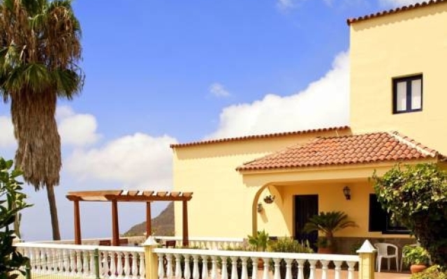 Villa Arona