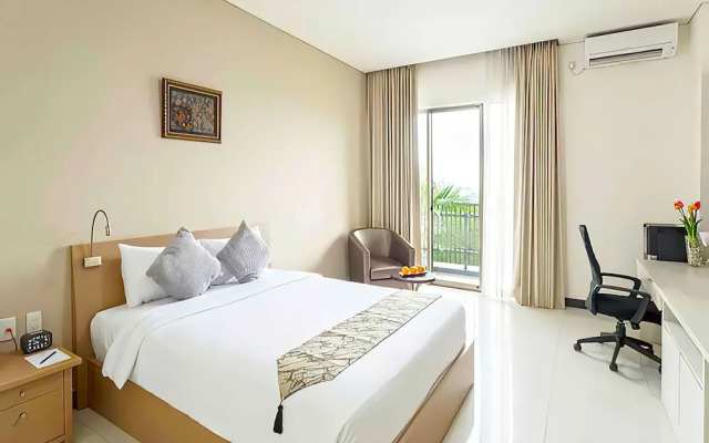 Le Premier Hotel Kota Deltamas