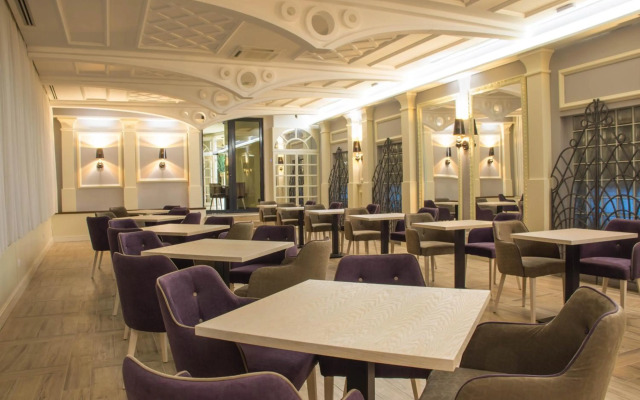 Xenon Hotel & SPA