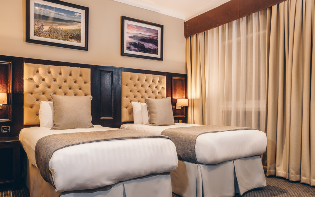 County Hotel & County Aparthotel Newcastle