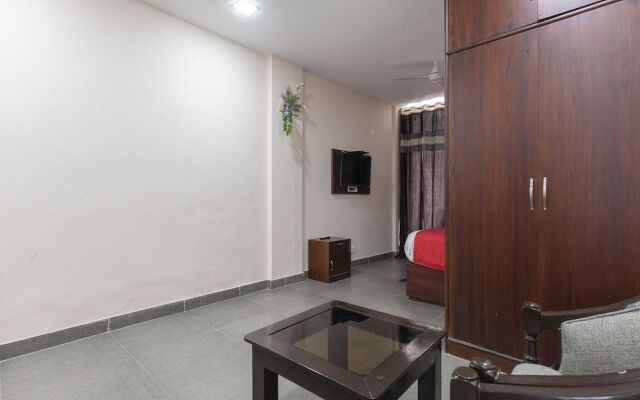 Oyo 19141 Diamond Vaishali