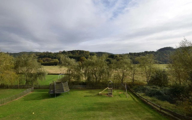 Cosy Holiday Home in Rendeux