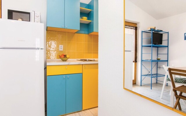 Beautiful Apartment in Maslenica With 1 Bedrooms and Wifi