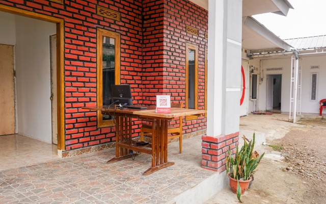 OYO 2369 Cempaka Homestay