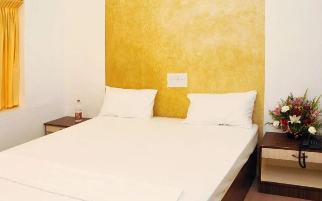 Hiy Rooms at Gandhipuram