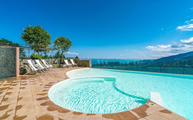 Nice Home in Magliolo With Wifi and 1 Bedrooms