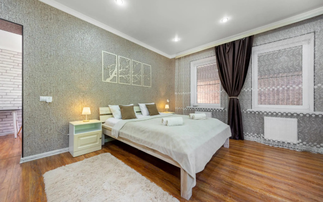 Rooms Apartments (Румс Апартментс) на улице Акопянца