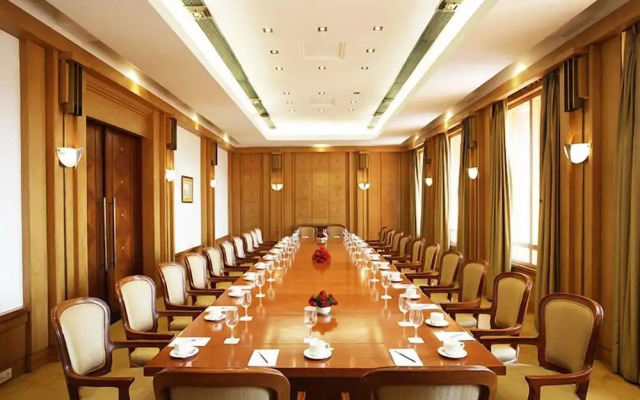 STEPiNN - Ess Kay Ess Villa