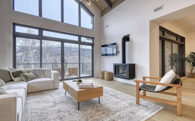 201 Verbier Building 6