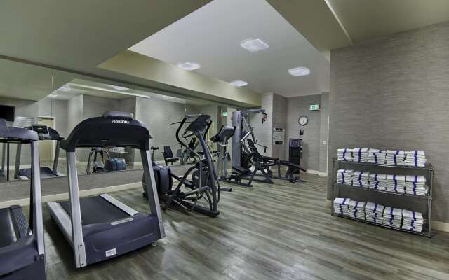 Oxford Suites Silverdale