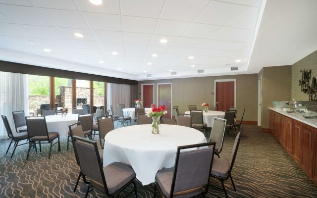 Hampton Inn Madison Huntsville Airport