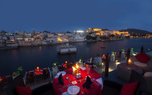 Lake Pichola Hotel