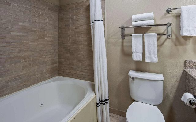 Baymont by Wyndham Lubbock