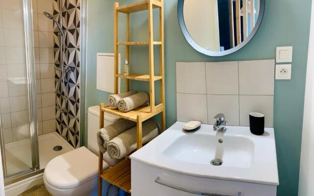 LE DUMON 4 - Studio NEUF LUMINEUX CALME - WiFi - GARE 200m