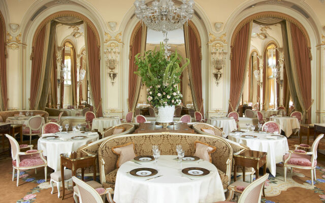 Ritz Paris