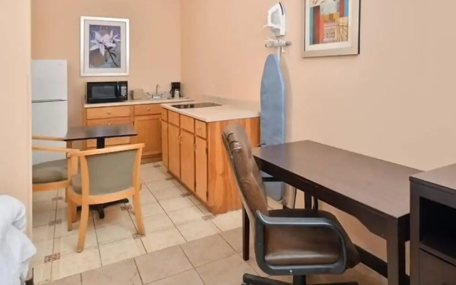 La Bonita Inn And Suites