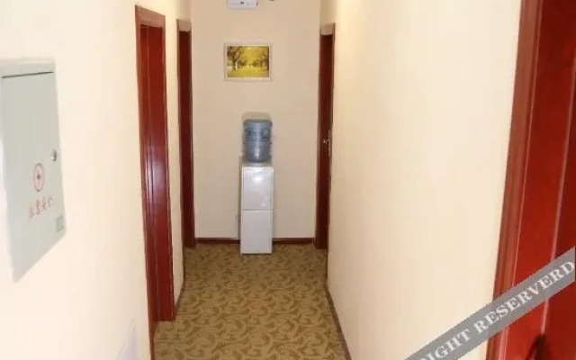 Shunda Hotel