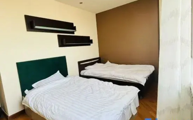 Rujia Apartment